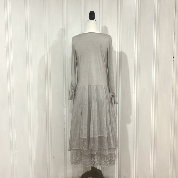 Ultra comfortable light grey cotton and lace dress - Picture 4 of 8